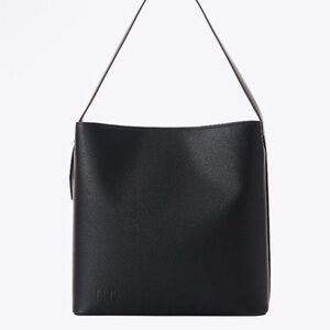 BÉIS Wicked Tote Bag | Black Vegan Leather Minimal Shoulder Tote